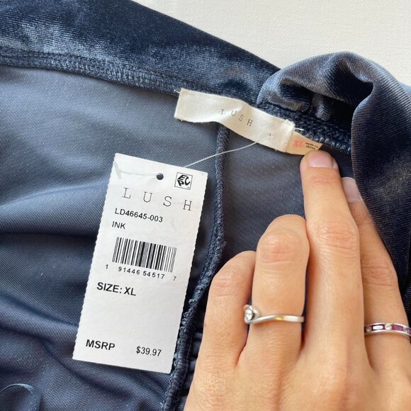 NWT LUSH Ruched Velvet Mini Dress - Picture 4 of 8